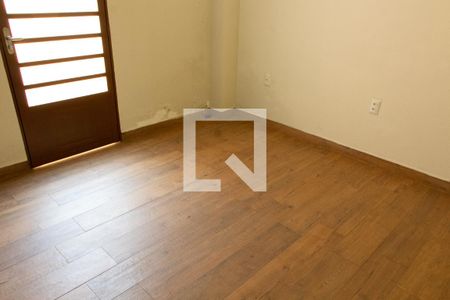 Casa à venda com 80m², 1 quarto e sem vagaQUARTO