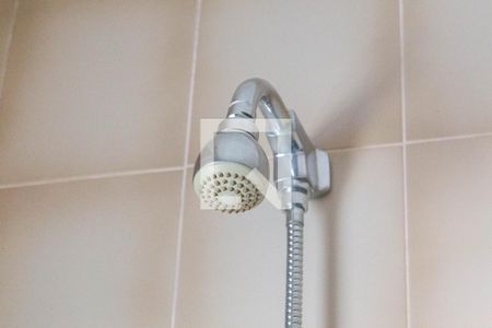 Casa à venda com 328m², 5 quartos e 4 vagas Casa à venda com 328m², 5 quartos e 4 vagasBanheiro da Suíte 1