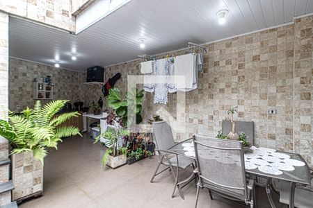 Casa à venda com 125m², 2 quartos e 1 vaga Casa à venda com 125m², 2 quartos e 1 vagaÁrea de Serviço