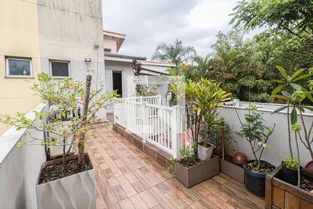 Casa à venda com 125m², 2 quartos e 1 vaga Casa à venda com 125m², 2 quartos e 1 vagaTerraço
