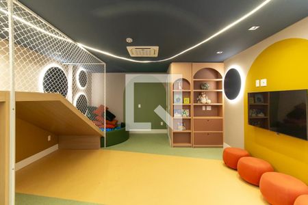 Apartamento à venda com 29m², 1 quarto e sem vagaÁrea comum - Playground