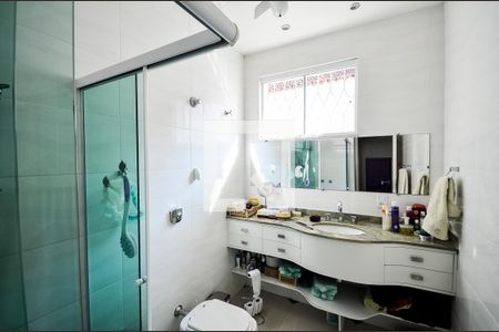 Casa à venda com 600m², 4 quartos e 2 vagasBanheiro Social