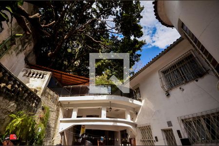 Casa à venda com 600m², 4 quartos e 2 vagasÁrea externa