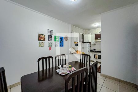 Casa à venda com 180m², 3 quartos e 2 vagasCozinha