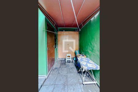 Casa à venda com 180m², 3 quartos e 2 vagasÁrea externa