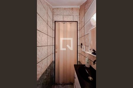 Casa à venda com 180m², 3 quartos e 2 vagasLavabo