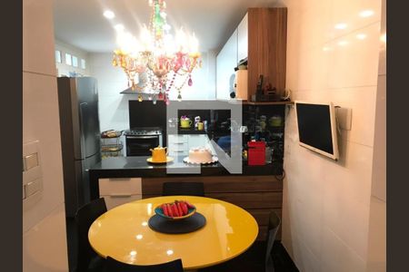Apartamento à venda com 4 quartos, 180m² em Laranjeiras, Rio de Janeiro