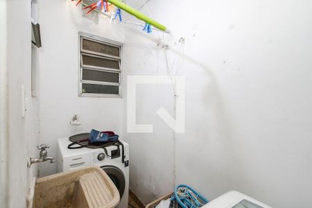 Lavanderia de casa à venda com 3 quartos, 90m² em Jardim Aeroporto, São Paulo
