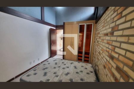 Casa à venda com 4 quartos, 450m² em Itaipu, Niterói