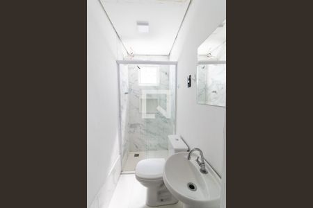 Studio para alugar com 30m², 1 quarto e sem vaga Studio para alugar com 30m², 1 quarto e sem vagaBanheiro