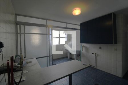 Apartamento à venda com 411m², 4 quartos e 3 vagasLavanderia