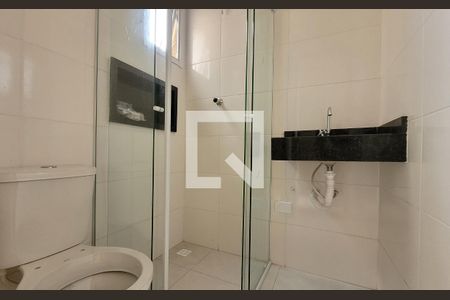 Apartamento à venda com 104m², 2 quartos e 2 vagas Apartamento à venda com 104m², 2 quartos e 2 vagasBanheiro da suíte