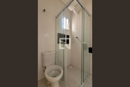 Apartamento à venda com 104m², 2 quartos e 2 vagas Apartamento à venda com 104m², 2 quartos e 2 vagasBanheiro da suíte
