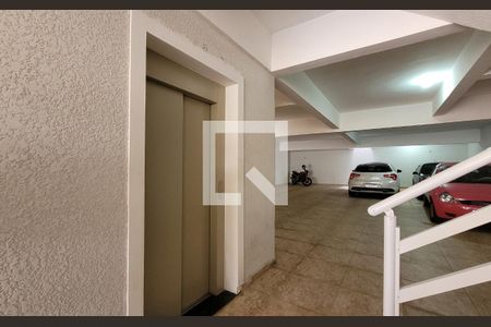 Garagem de apartamento à venda com 2 quartos, 104m² em Jardim Ana Maria, Santo André