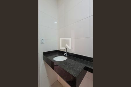 Apartamento à venda com 104m², 2 quartos e 2 vagas Apartamento à venda com 104m², 2 quartos e 2 vagasBanheiro