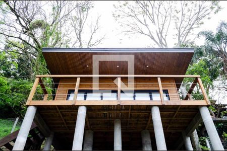 Casa para alugar com 43m², 1 quarto e 1 vaga Casa para alugar com 43m², 1 quarto e 1 vagaFachada