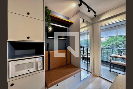 Quarto de kitnet/studio para alugar com 1 quarto, 25m² em Campo Belo, São Paulo