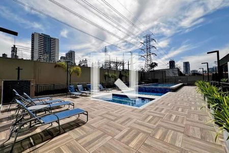 Studio para alugar com 27m², 1 quarto e sem vagaPiscina