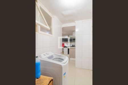 Casa à venda com 300m², 3 quartos e 2 vagasÁrea de Serviço