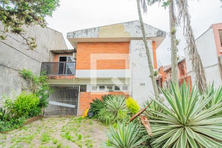 Casa à venda com 300m², 3 quartos e 2 vagasFachada