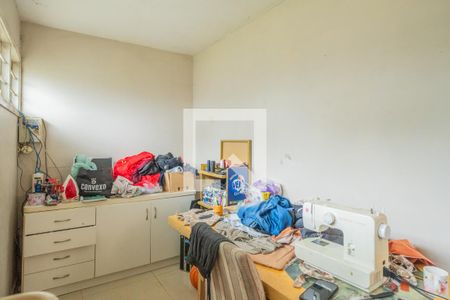 Casa à venda com 300m², 3 quartos e 2 vagasQuarto de Serviço