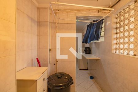 Apartamento à venda com 67m², 2 quartos e 1 vagaÁrea de Serviço