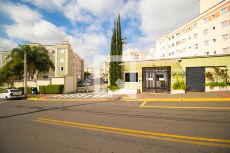 Apartamento para alugar com 48m², 2 quartos e 1 vaga Apartamento para alugar com 48m², 2 quartos e 1 vagaFachada
