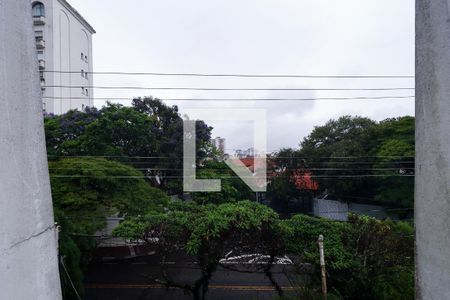 Casa à venda com 330m², 4 quartos e 2 vagas Casa à venda com 330m², 4 quartos e 2 vagasVista do Quarto 3