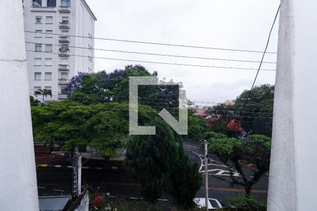 Casa à venda com 330m², 4 quartos e 2 vagas Casa à venda com 330m², 4 quartos e 2 vagasVista do Quarto 4