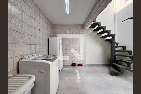 Casa à venda com 267m², 3 quartos e 1 vagaLavanderia