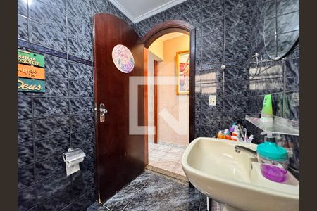 Casa à venda com 267m², 3 quartos e 1 vagaLavabo