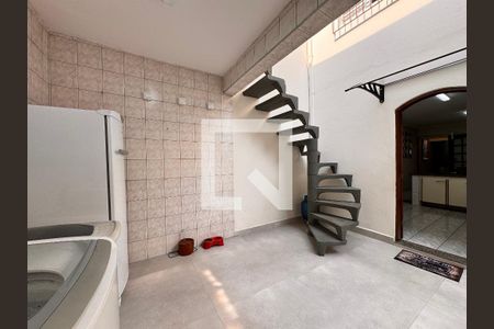 Casa à venda com 267m², 3 quartos e 1 vagaLavanderia