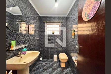 Casa à venda com 267m², 3 quartos e 1 vagaLavabo