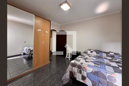 Casa à venda com 267m², 3 quartos e 1 vagaQuarto 1