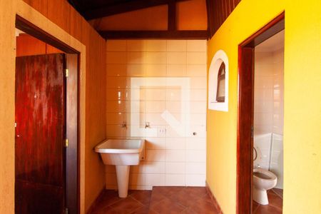 Casa para alugar com 182m², 3 quartos e 2 vagas Casa para alugar com 182m², 3 quartos e 2 vagasÁrea de Serviço