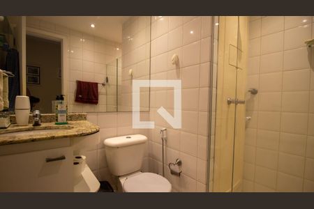 Apartamento à venda com 99m², 3 quartos e 2 vagasBanheiro Social