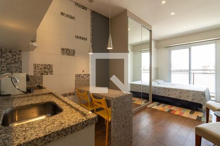 Cozinha de apartamento para alugar com 1 quarto, 26m² em Granja Viana, Cotia