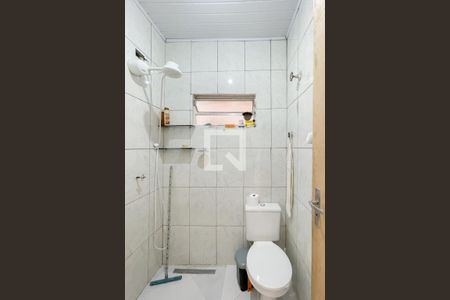 Casa à venda com 76m², 2 quartos e 1 vaga Casa à venda com 76m², 2 quartos e 1 vagaBanheiro