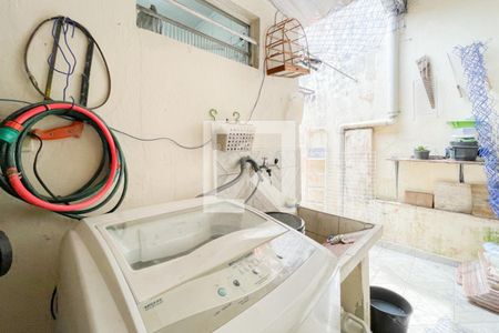 Casa à venda com 76m², 2 quartos e 1 vaga Casa à venda com 76m², 2 quartos e 1 vagaÁrea de Serviço