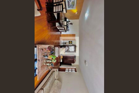 Apartamento à venda com 138m², 3 quartos e 1 vaga Apartamento à venda com 138m², 3 quartos e 1 vagaSala