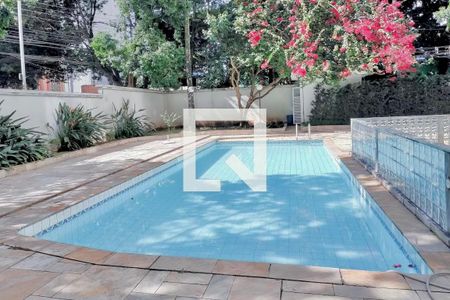 Apartamento à venda com 138m², 3 quartos e 1 vaga Apartamento à venda com 138m², 3 quartos e 1 vagaPiscina