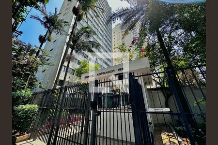 Apartamento à venda com 138m², 3 quartos e 1 vaga Apartamento à venda com 138m², 3 quartos e 1 vagaFachada