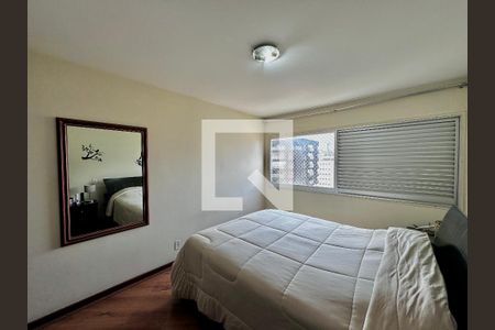 Apartamento à venda com 138m², 3 quartos e 1 vaga Apartamento à venda com 138m², 3 quartos e 1 vagaSuíte