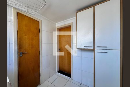 Apartamento à venda com 138m², 3 quartos e 1 vaga Apartamento à venda com 138m², 3 quartos e 1 vagaÁrea de Serviço