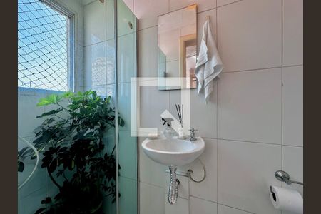 Apartamento à venda com 138m², 3 quartos e 1 vaga Apartamento à venda com 138m², 3 quartos e 1 vagaBanheiro de Serviço