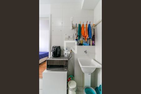 Apartamento à venda com 27m², 1 quarto e sem vaga Apartamento à venda com 27m², 1 quarto e sem vagaÁrea de Serviço