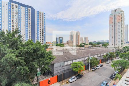 Apartamento à venda com 27m², 1 quarto e sem vaga Apartamento à venda com 27m², 1 quarto e sem vagaVista da Varanda da Sala