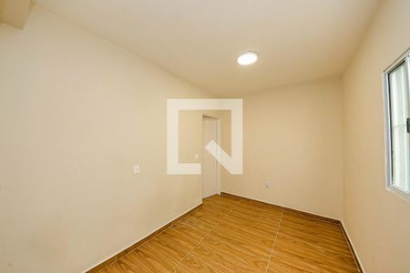 Quarto de casa para alugar com 2 quartos, 72m² em Chácara Mafalda, São Paulo