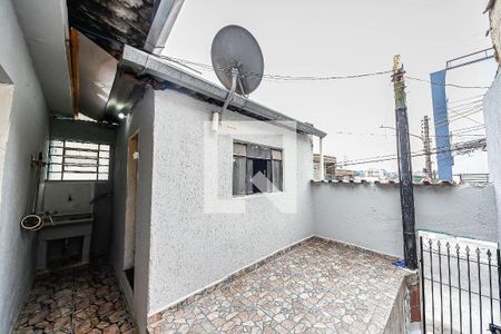Casa para alugar com 72m², 2 quartos e 1 vagaÁrea de Serviço