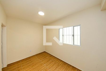 Sala de casa para alugar com 2 quartos, 72m² em Chácara Mafalda, São Paulo